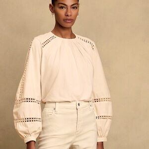 Elegant Cream‎ Women's Top